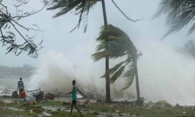 ദു­രന്തങ്ങളെ­ പോ­ലും ബാ­ക്കി­ വെ­യ്ക്കാ­ത്തവർ...