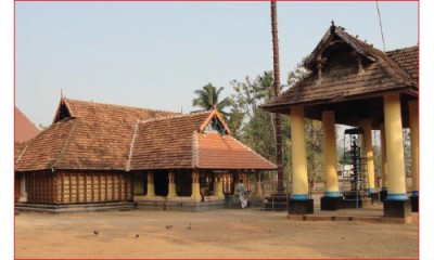 തൃ­­­ക്കാ­­­ക്കരയപ്പൻ...