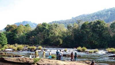 തെറ്റായ വികസനം നാടിന് വിനാശകരമാണ്...