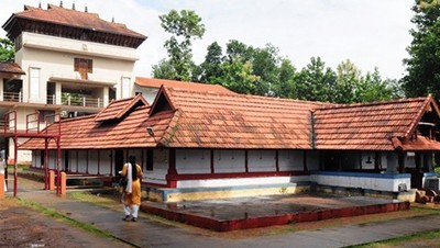 പനച്ചി­ക്കാട് ക്ഷേ­ത്രം 