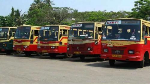 എംഎൽഎമാർക്കും എംപിമാർക്കും എന്തിനാണ് സൗജന്യ കെഎസ്ആർടിസി യാത്രയെന്ന് ഹൈക്കോടതി