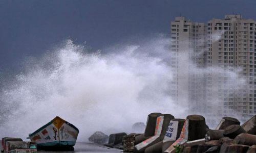 മിഷോങ് ചുഴലിക്കാറ്റ്; പ്രളയത്തിൽ മുങ്ങി ചെന്നൈ