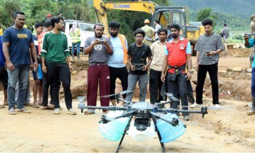 വയനാട്ടില്‍ രക്ഷാപ്രവര്‍ത്തകര്‍ക്കായി അതിവേഗം ഭക്ഷണമെത്തിച്ച് ഡ്രോണുകൾ