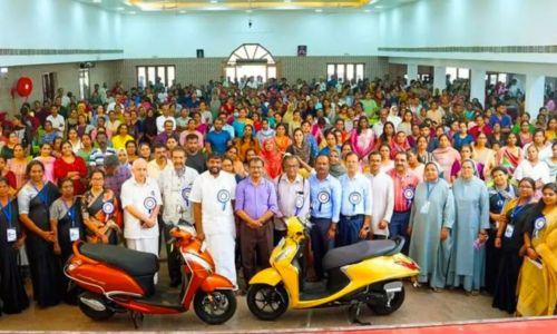 തട്ടിപ്പ് നടത്തിയത് പ്രമുഖരെ മറയാക്കി; എറണാകുളം ജില്ലയിൽ മാത്രം പണം നഷ്ടമായത് ആയിരങ്ങൾക്ക്