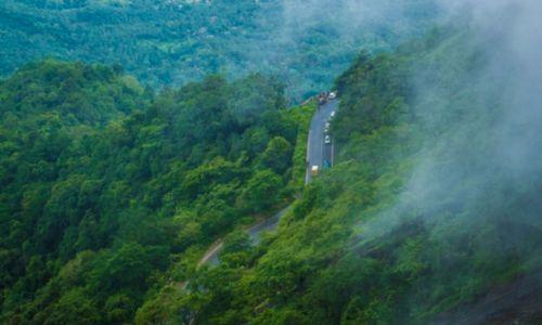 വയനാട് എടക്കലിൽ ഭൂചലനമെന്ന് സംശയം; ആളുകളെ മാറ്റാൻ നിർദ്ദേശം