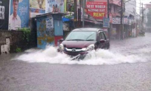 കൊച്ചിയിൽ ശക്തമായ മഴ; ഇടപ്പള്ളി ഭാഗങ്ങളിൽ വെള്ളക്കെട്ടും ഗതാഗതതടസ്സവും